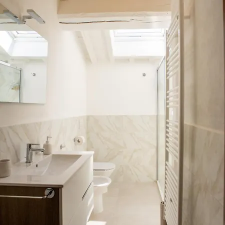 Buon Vento, Piccoli Chic In Italy